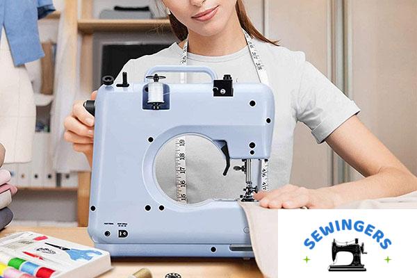 best-mini-sewing-machines-for-small-spaces