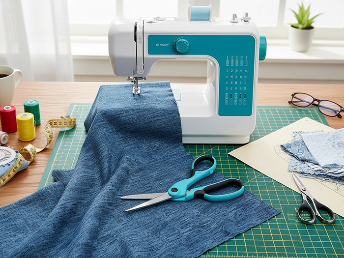 Singer-561-2-Inch-Professional-Scissors-3-1 (1)